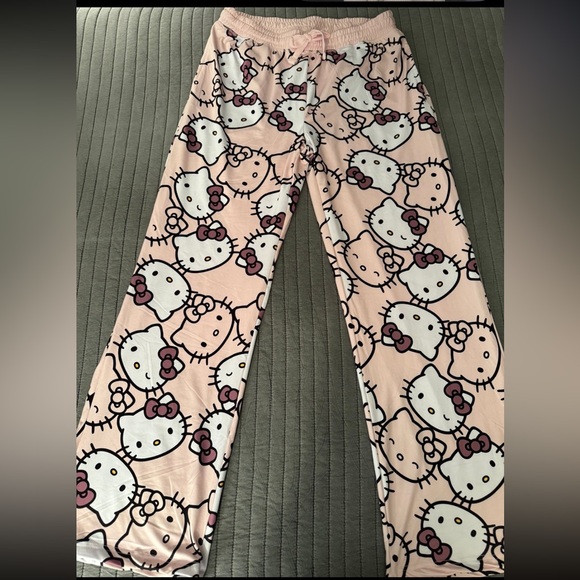 Sanrio Hello Kitty soft Pants stretch pink pjs pajamas Size small - Picture 3 of 4